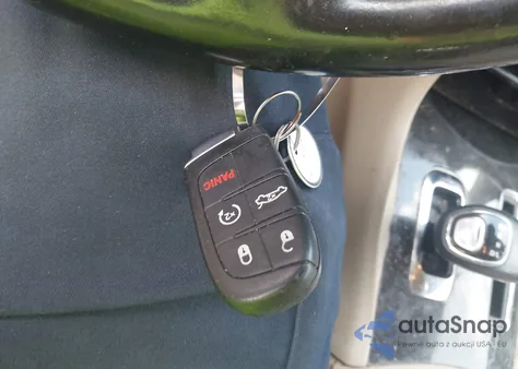 2014 Chrysler 300 из США, поврежденный, VIN 2C3CCAAG7EH146005